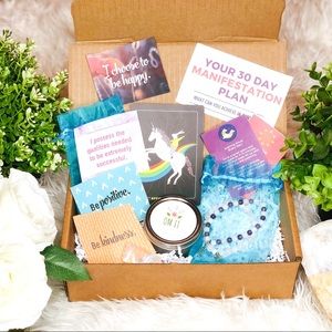 Gift Box OM IT Healing Manifestation Box